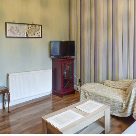 1 Bed In The Outskirts Of Edinburgh, Free Wifi & Street Parking, Self-Catering Apartman Broxburn Kültér fotó